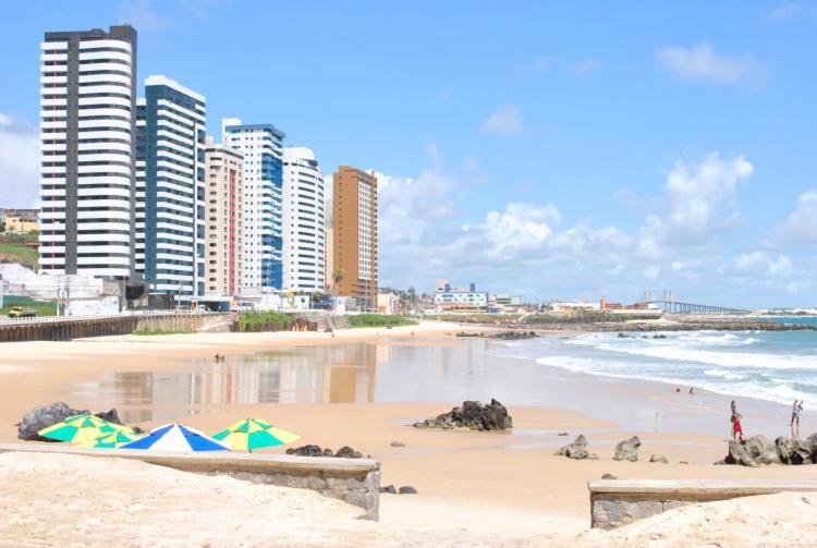 Espaco Inteiro - O Mar E Logo Ali! Hospede-se Com Comodidade Apartamento Natal